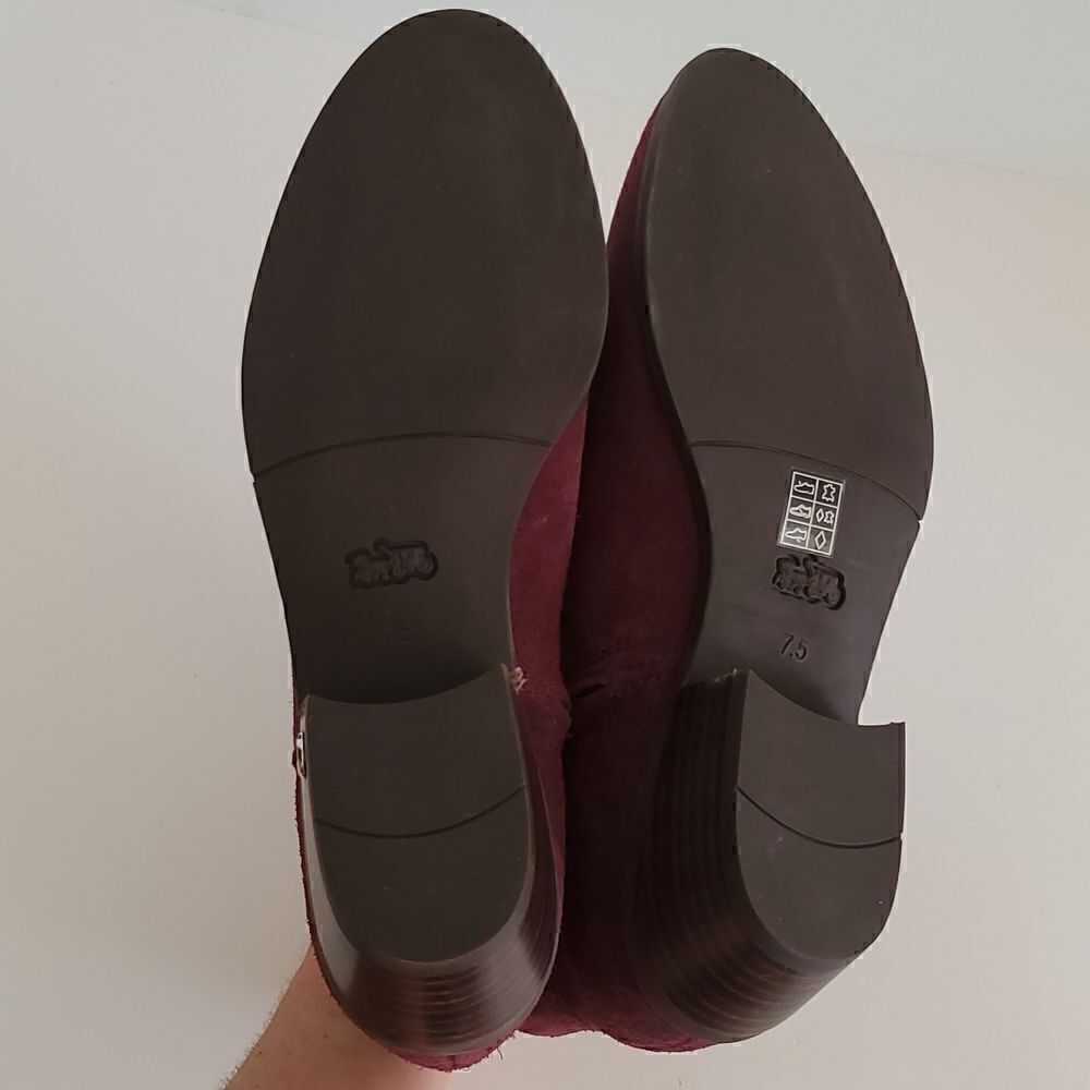 Coach Women's Danni Suede Booties Wine Size 7.5 - Picture 7 of 14